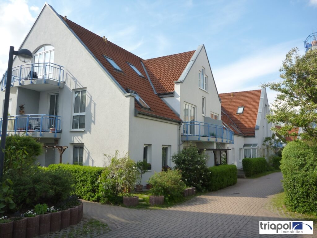 Gemütliche 2-Zi-Erdgeschosswohnung mit 2 Terrassen in ruhiger Stadtrandlage von Dresden.